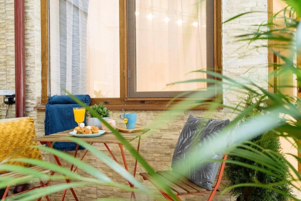 Studio With Private Terrace Next To Cismigiu Bukareszt Zewnętrze zdjęcie