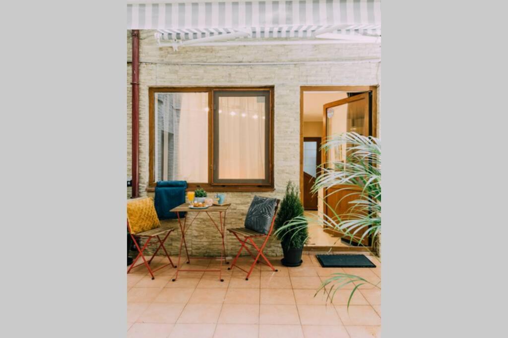 Studio With Private Terrace Next To Cismigiu Bukareszt Zewnętrze zdjęcie